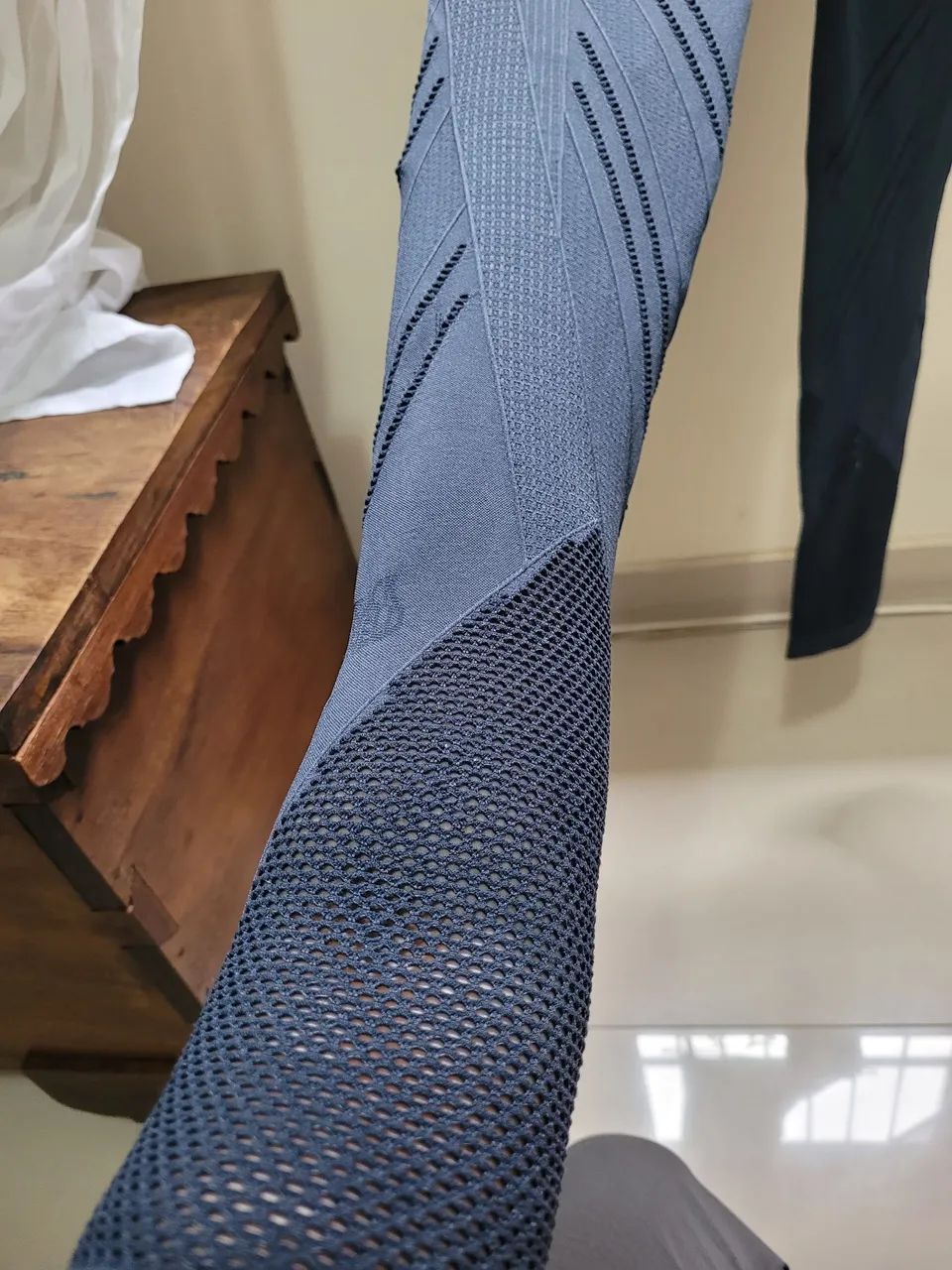 Legging Azul Marinho com Detalhes track& field. - Foto 3