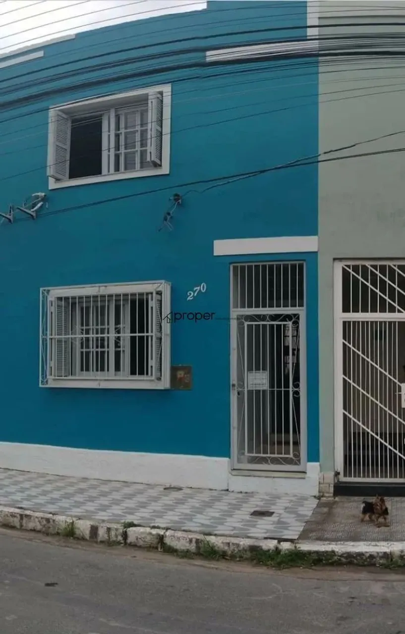 Sobrado próximo à Beneficência para aluguel no Centro - Pelotas/RS