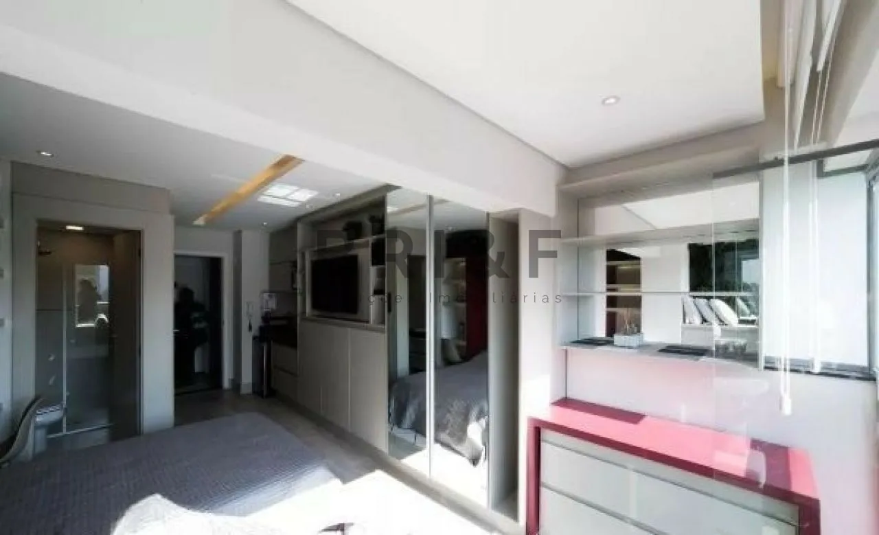 Studio para locação proximo ao lado do metrô Brooklin e Shopping Morumbi com vaga de garag