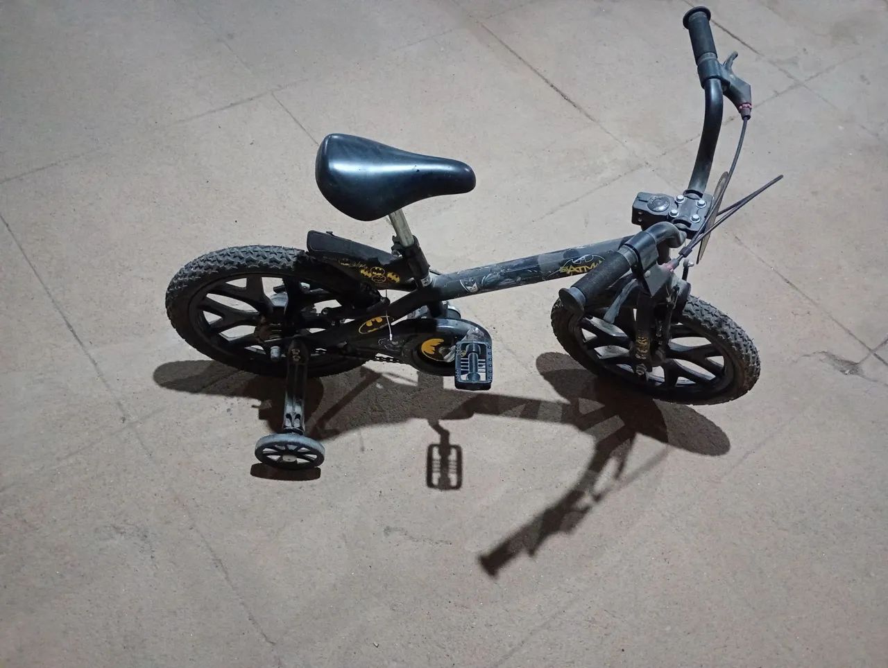 Bicicleta infantil do Batman 