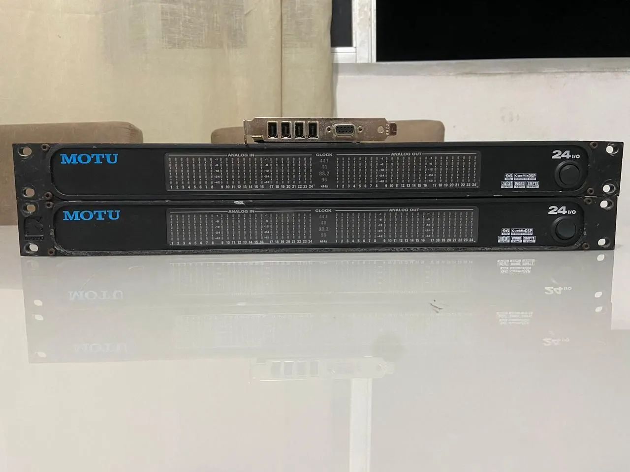 Interface de Áudio MOTU 24I/O - Profissional