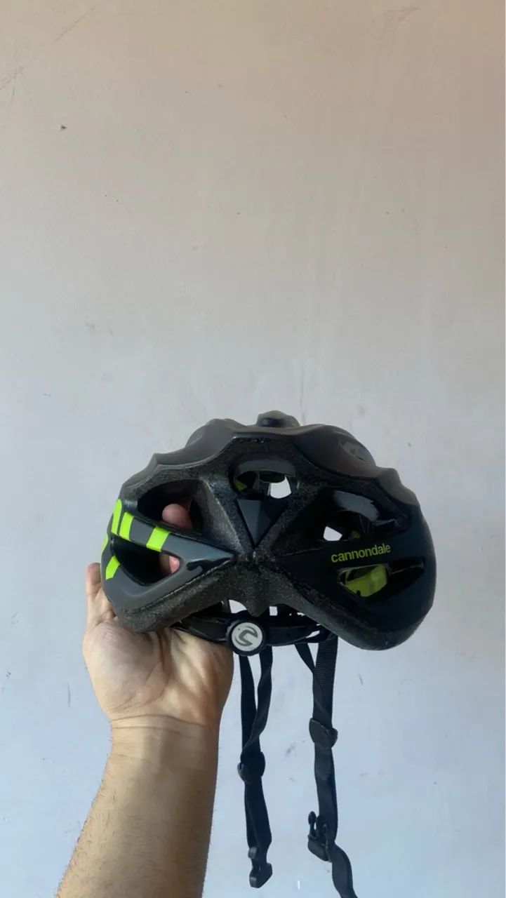 CAPACETE CANNONDALE E LUVA - Foto 3