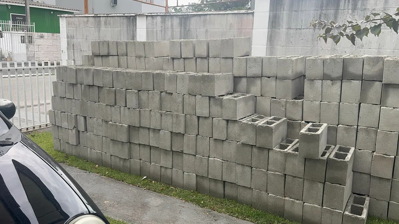 Bloco 1464595868877059120