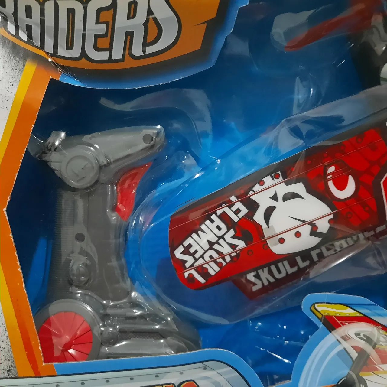 Avião de brinquedo com hélice - Foto 4