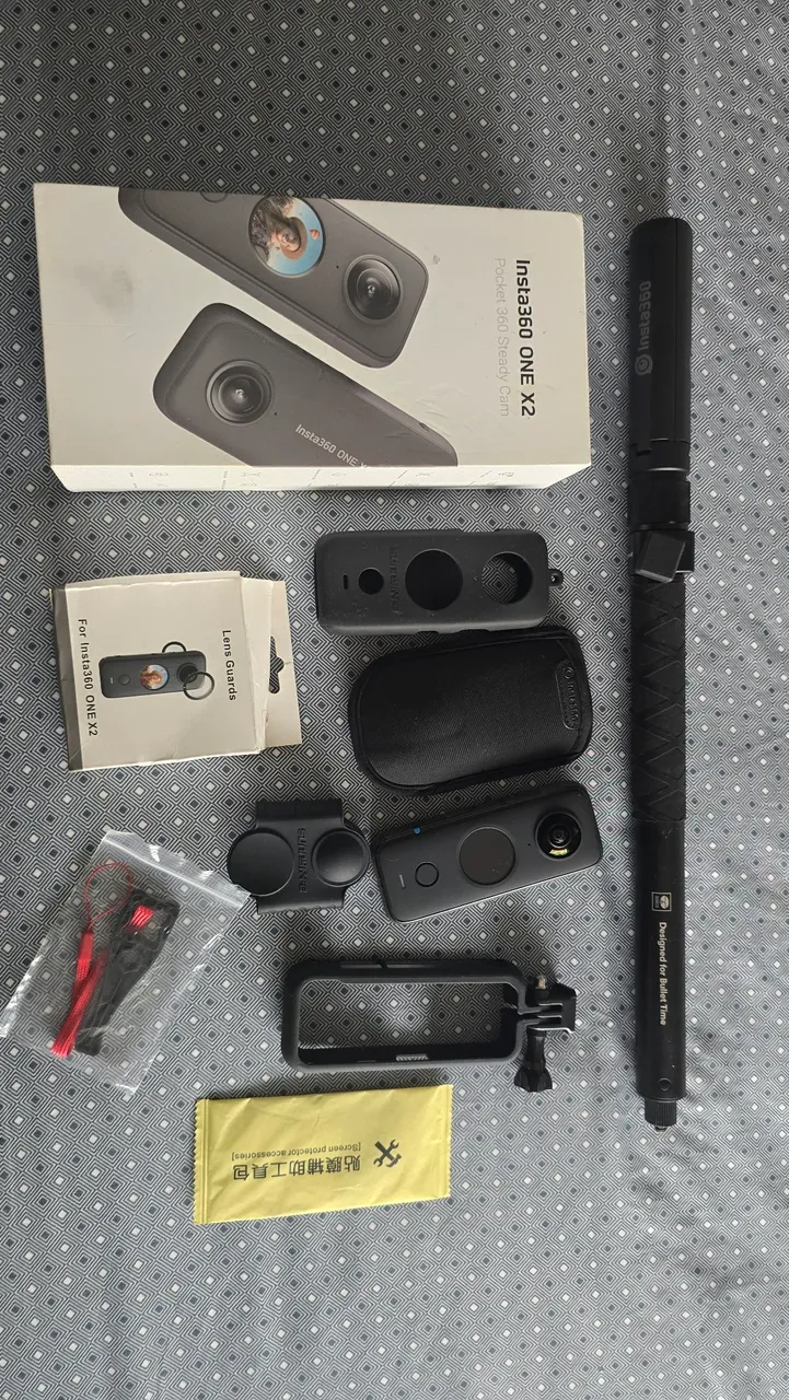 Insta360 ONE X2 - Câmera 360° Completa