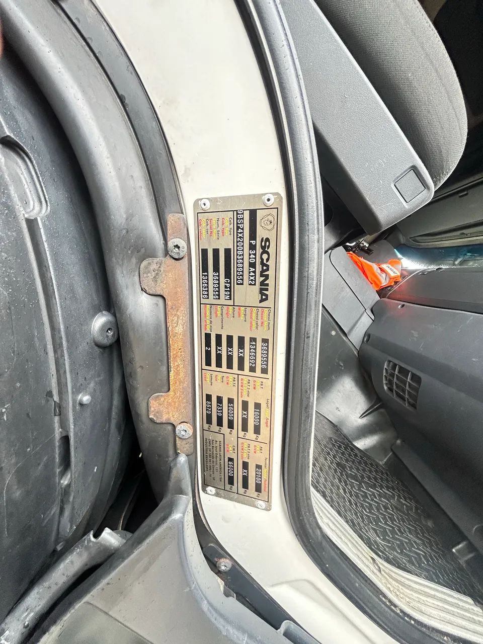 Vendo Scania p340 ano 2011 4x2 - Foto 12