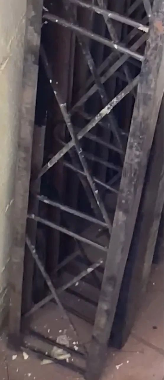 TRELIÇAS , 3 unidades, com 4                      mts, Estrutura metálica