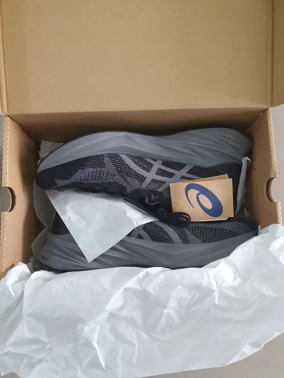 Tênis Asics Dynablast 5 NOVO! 43  - Foto 2