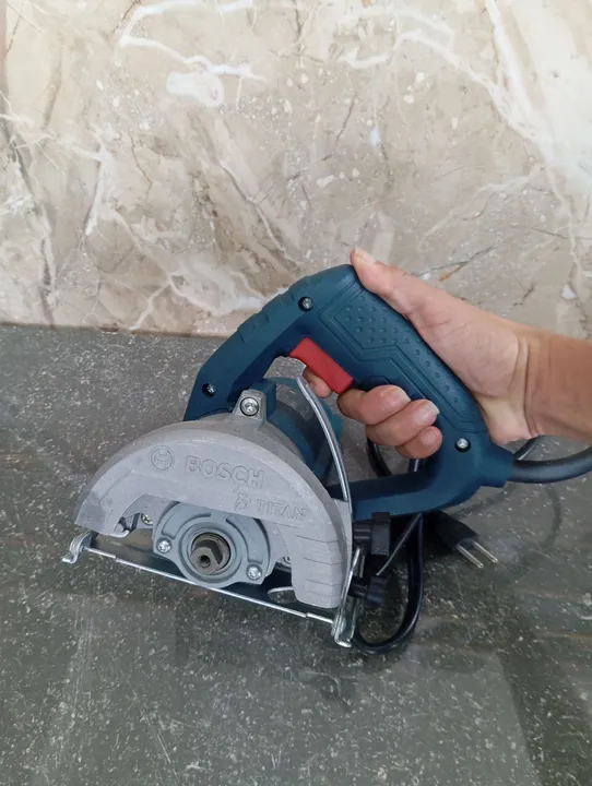 Serra Mármore a seco Bosch GDC 150 TITAN
