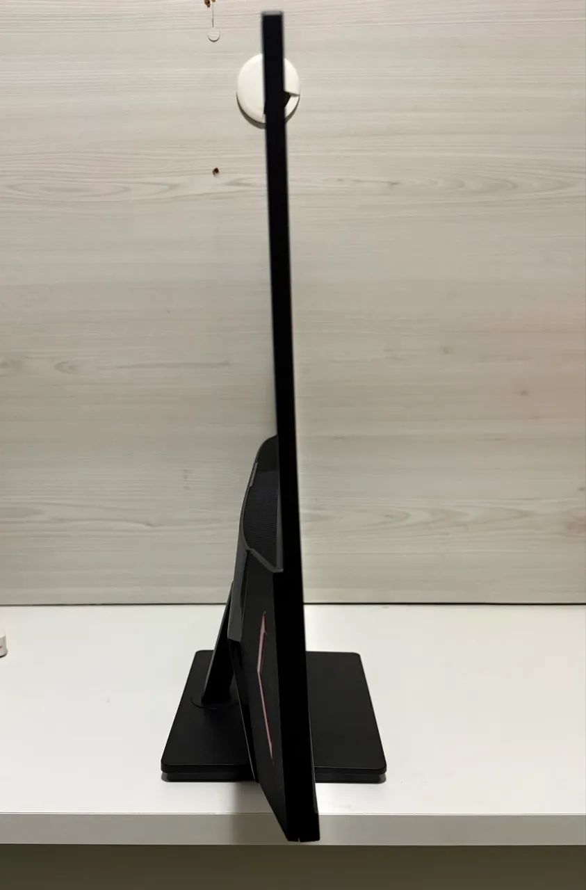 Monitor 27? QHD IPS 180hz 115% sRGB Freesync G-Sync - Foto 4