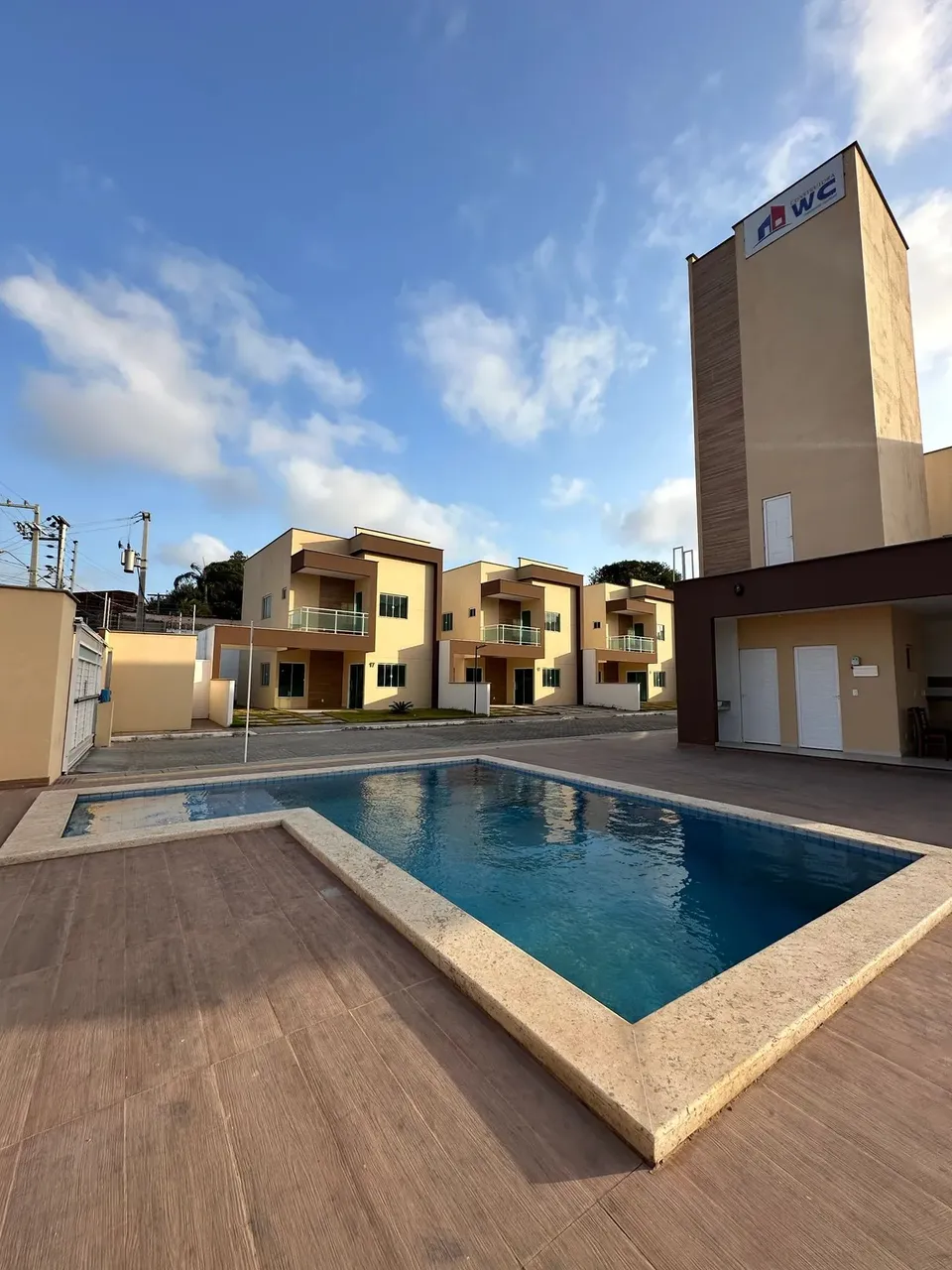 CASA CONDOMÍNIO NA COHAMA COM 3 SUITES - NASCENTE