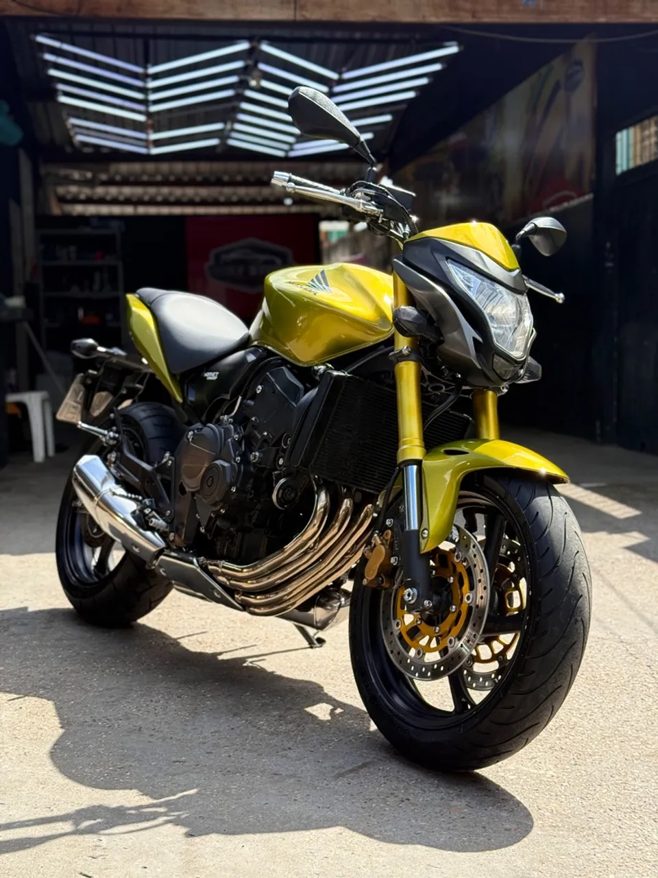 honda Hornet 600 impecável leia