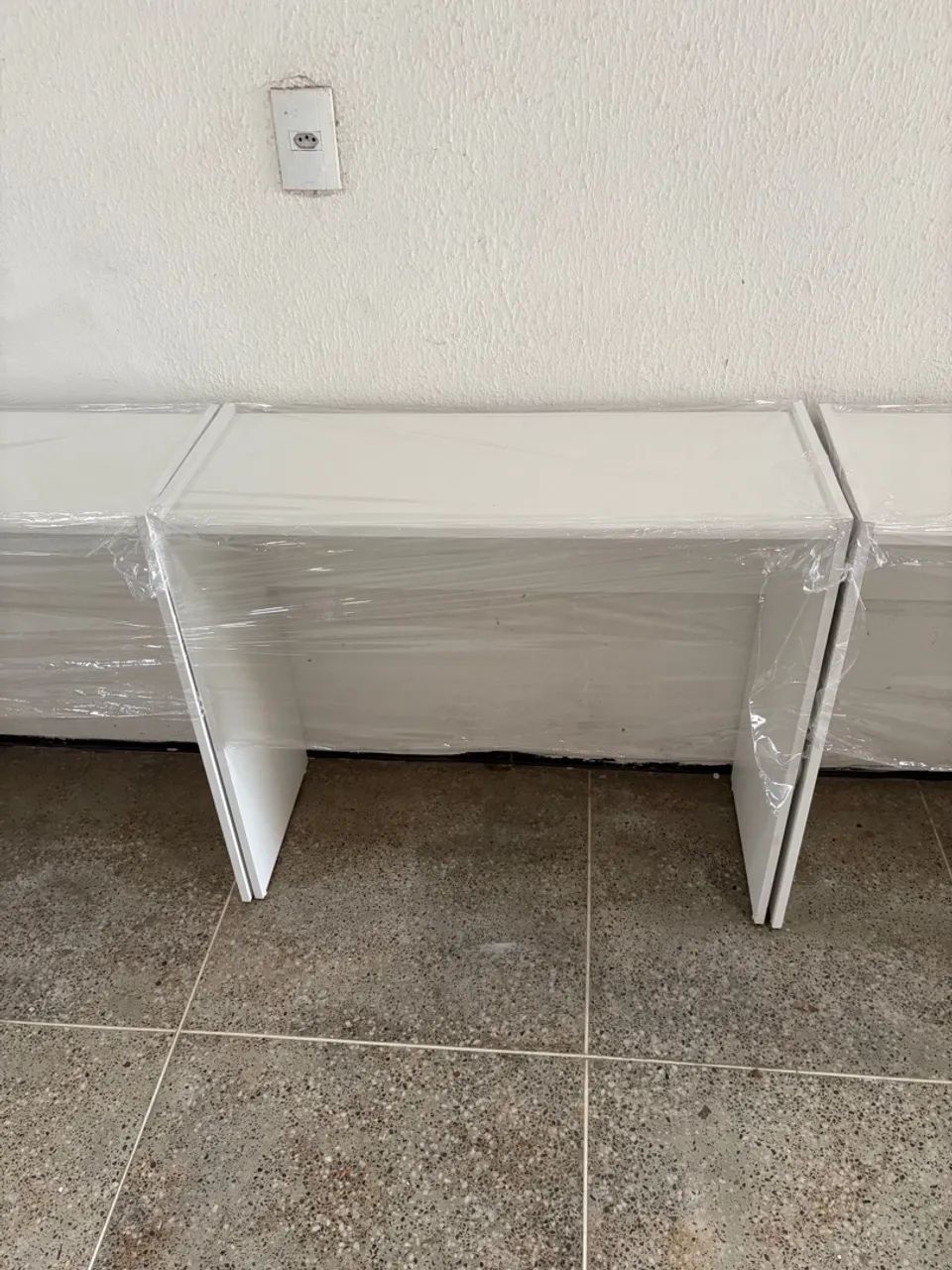 Mesa de Estudo/Escritório Branca - Compacta e Funcional65082642911491122