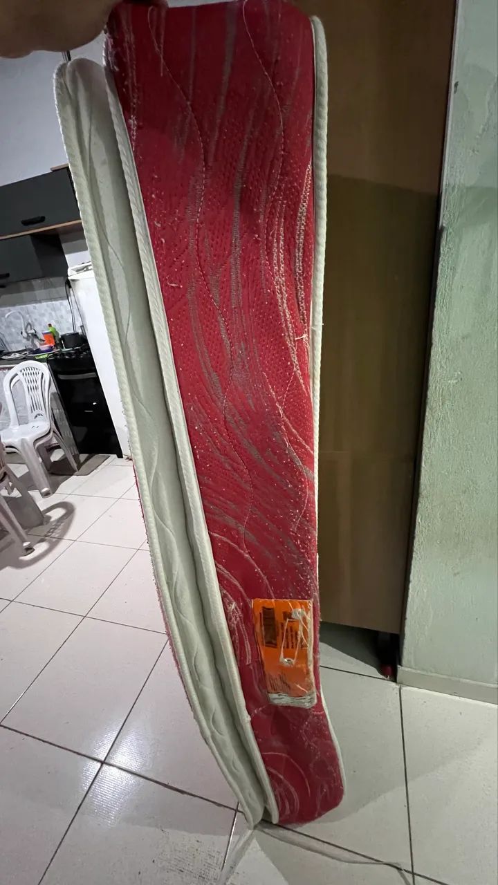 VENDO COLCHÃO QUEEN - Foto 2