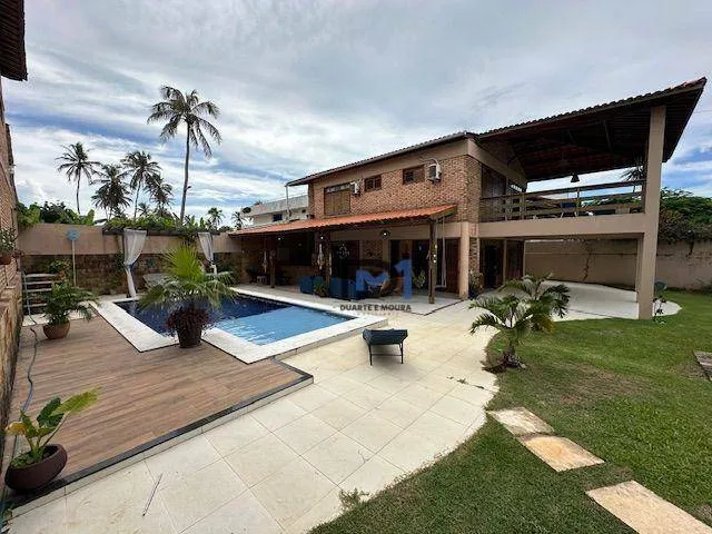 ESPETACULAR CASA DUPLEX COM 5 SUÍTES NA PRAIA DE FLECHEIRAS