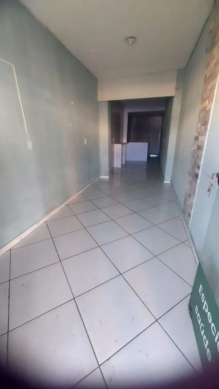 Aluga-se ponto comercial na Josefa Taveira