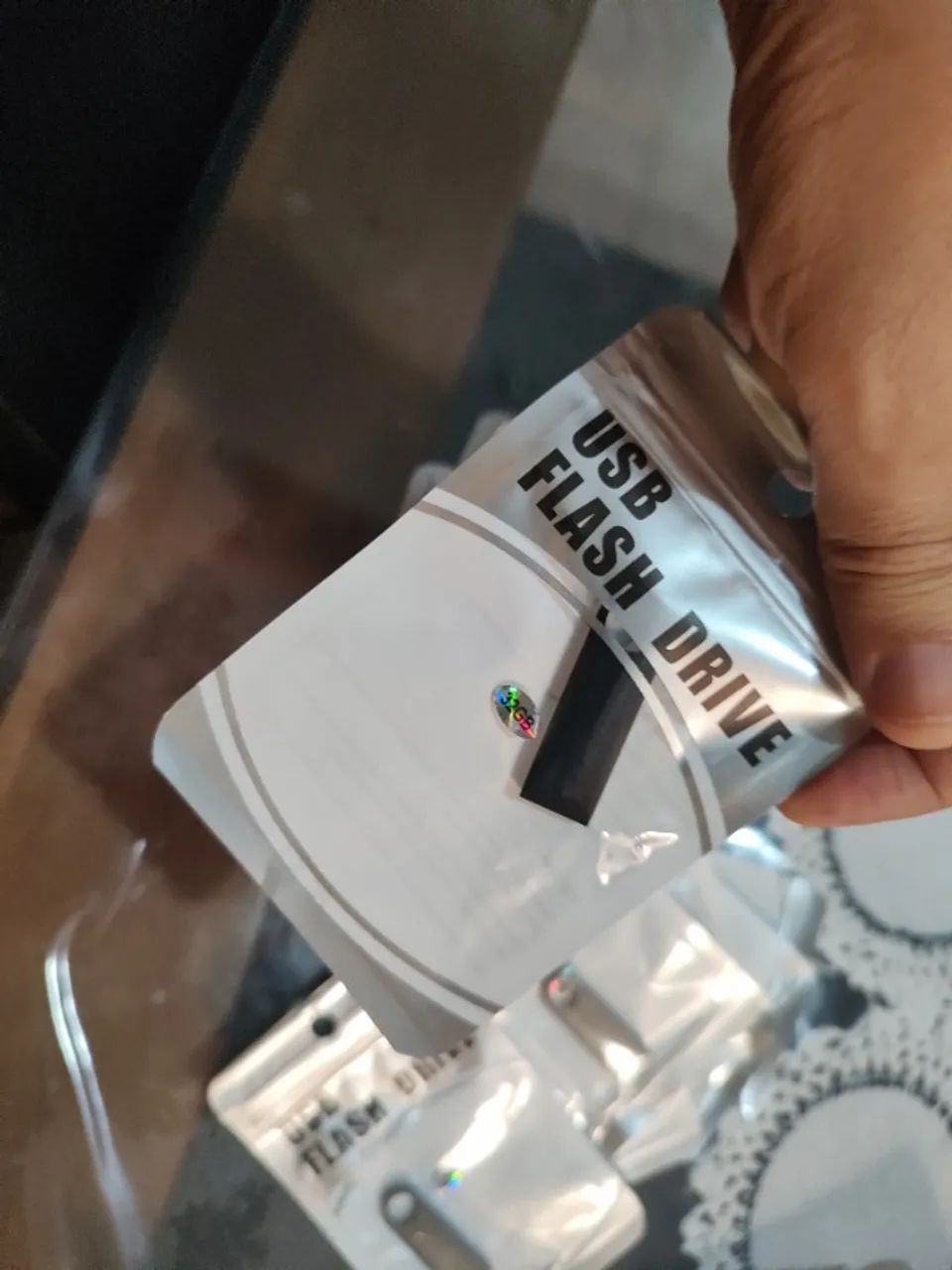 Pendrive 32GB novo compacto preto flash drive usb - Foto 2