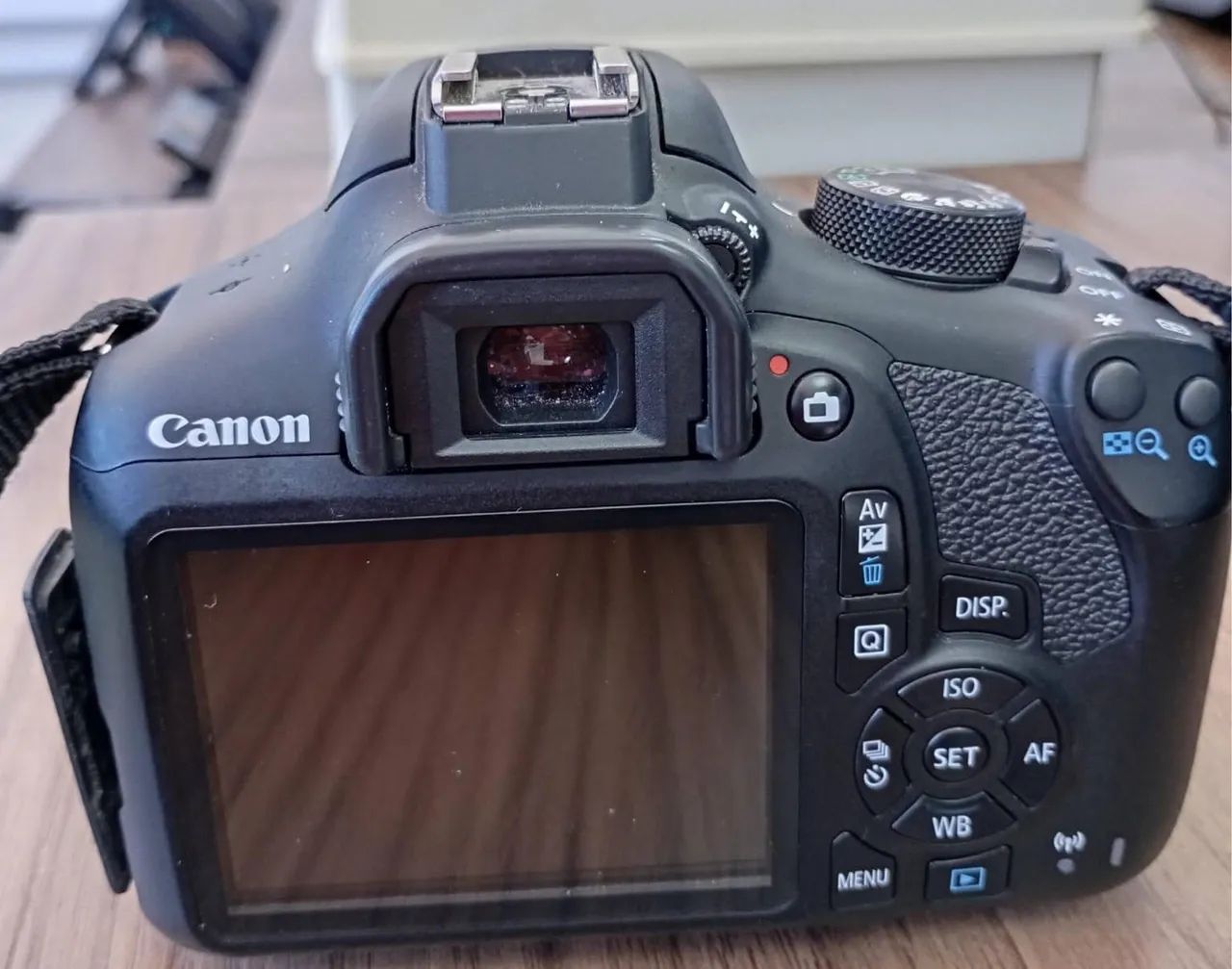 Câmera Canon Rebel T6 - Foto 3