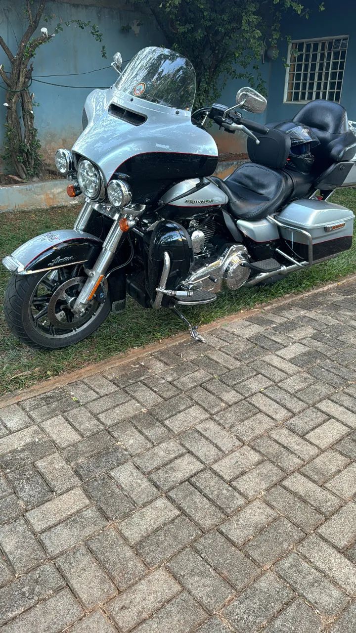 HARLEY DAVIDSON ULTRA LIMITED FLHTK  - Foto 13