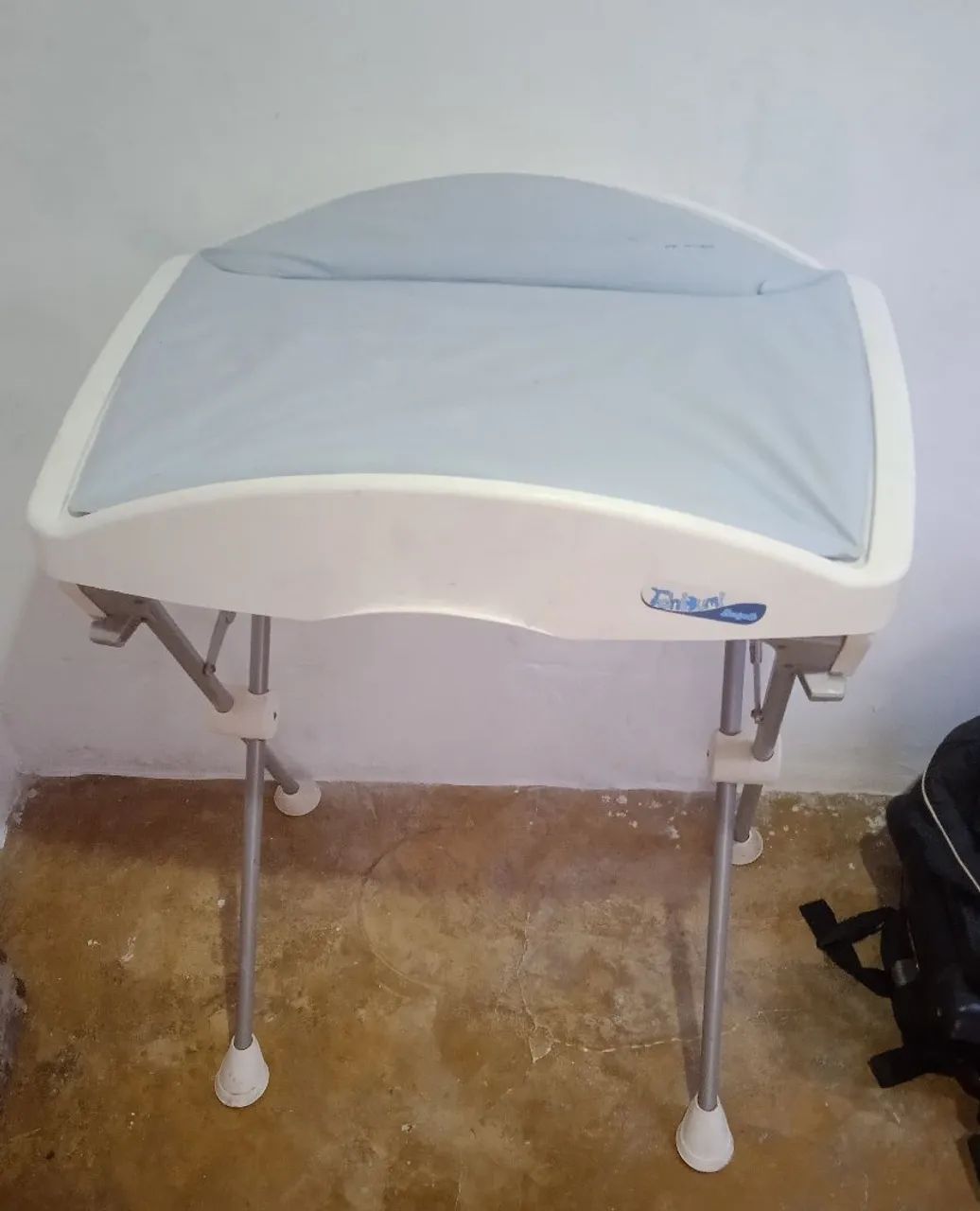 Trocador infantil dobrável