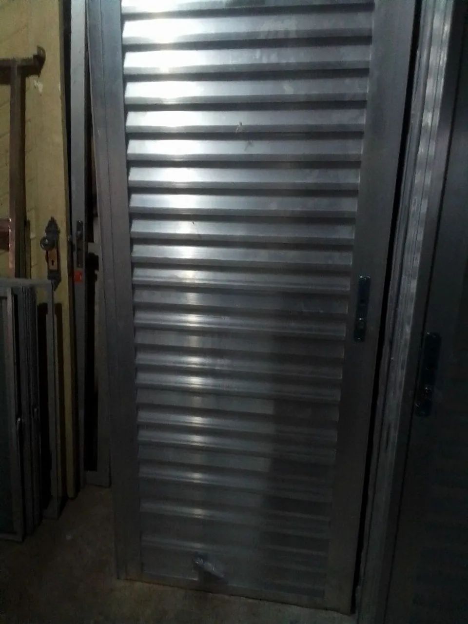 Vendo portas  todas as bitolas 1