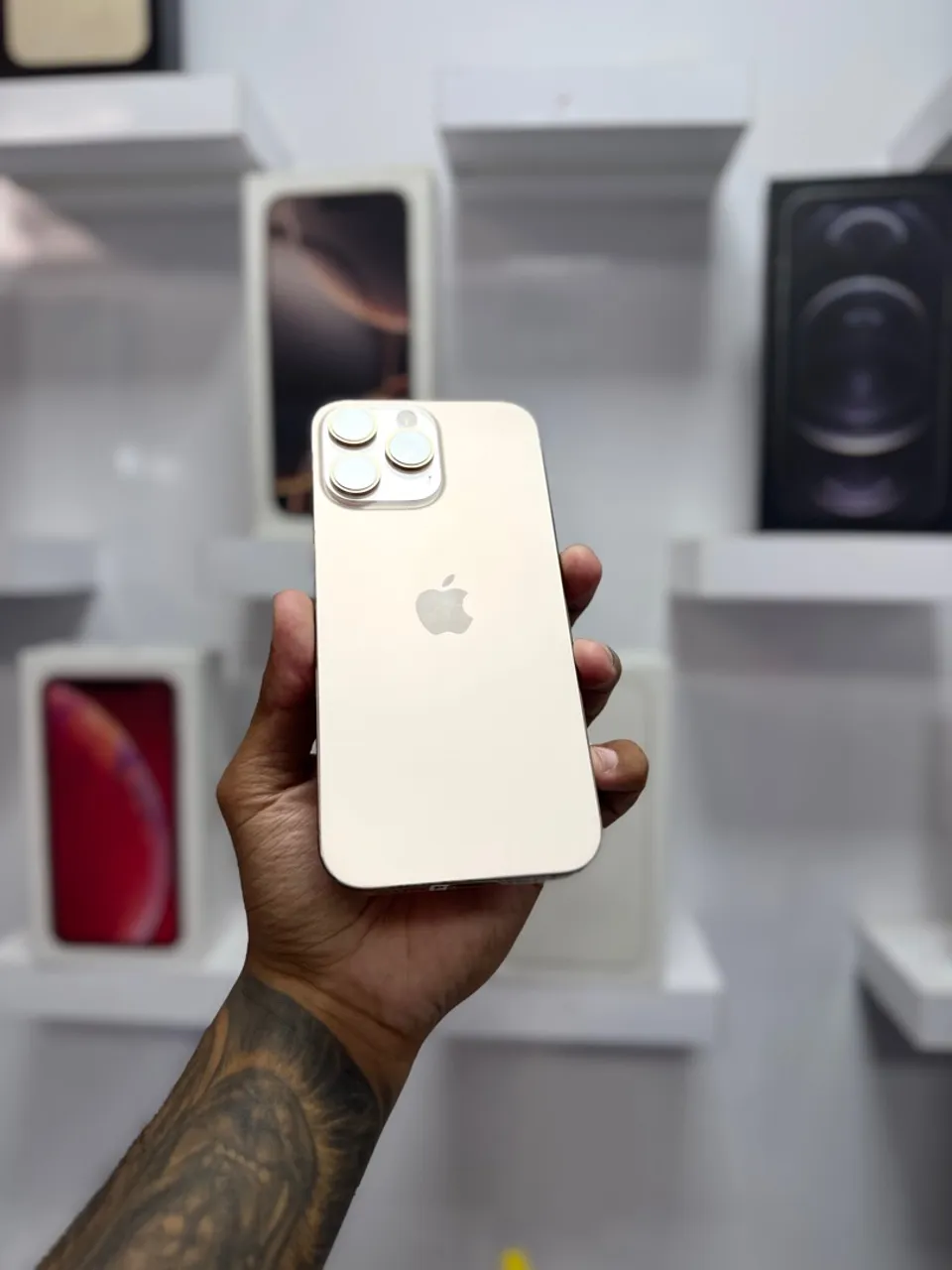 IPHONE 16 PRO MAX 256GB
