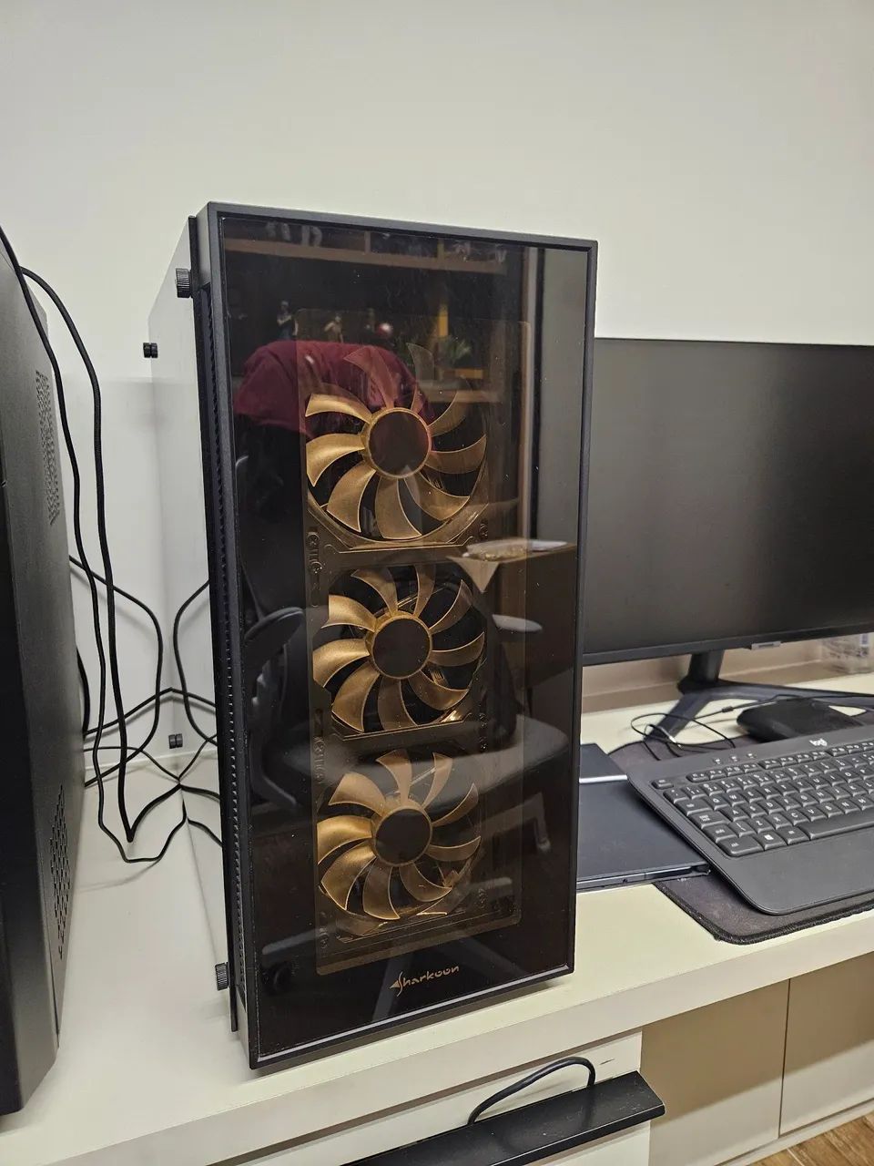 Computador AMD Ryzen 7 2700x