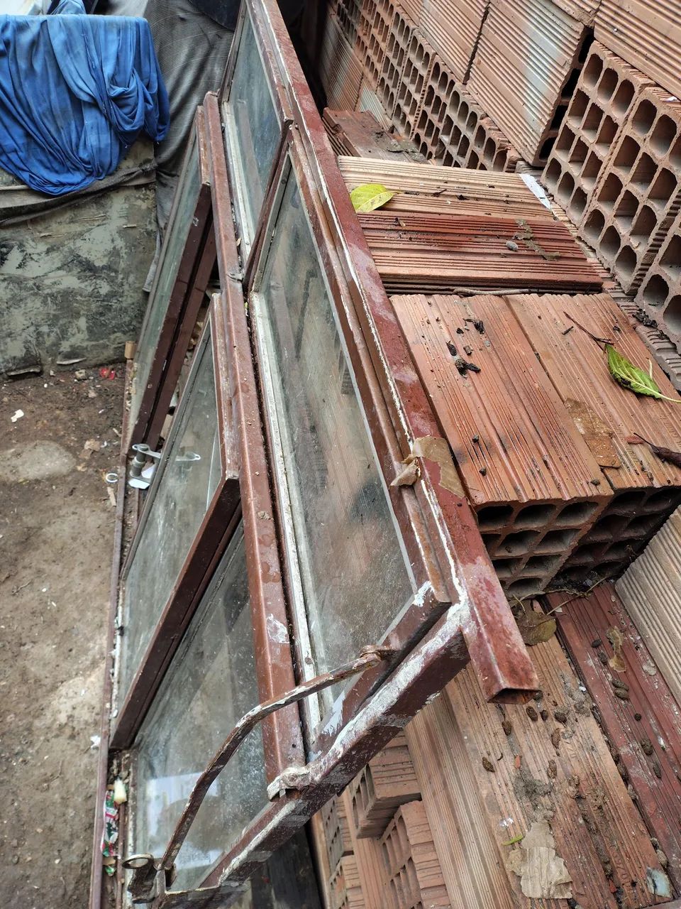 Window65163259431811120