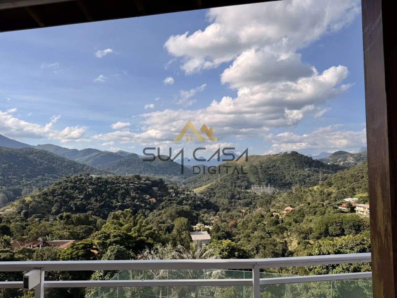 Mansão à Venda em Itaipava Petrópolis com Piscina e Vista para o Verde | Araras Itaipava R 2
