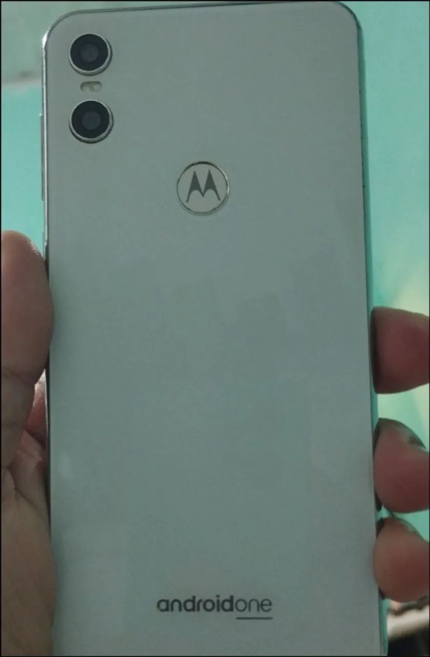 Vende-se Motorola one  - Foto 2
