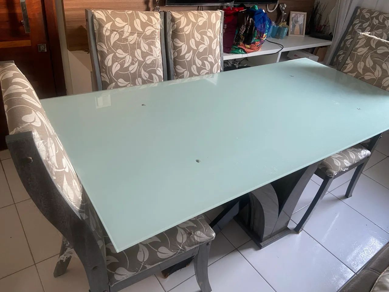 Mesa com 6 cadeiras  - Foto 4