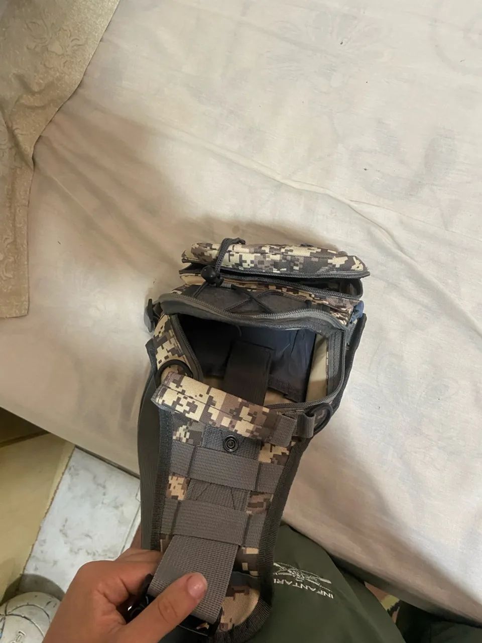Mochila de costa pequena Camuflada - Foto 2