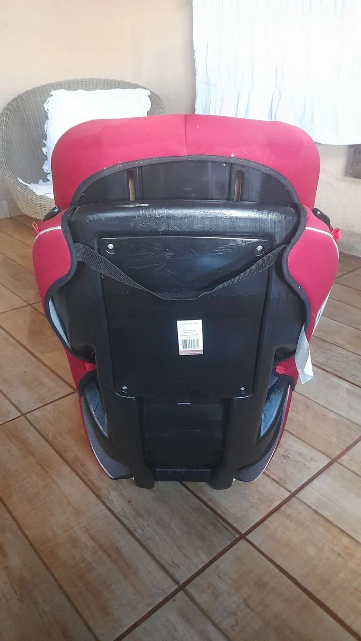 Cadeirinha de bebê com acento e regulagem 