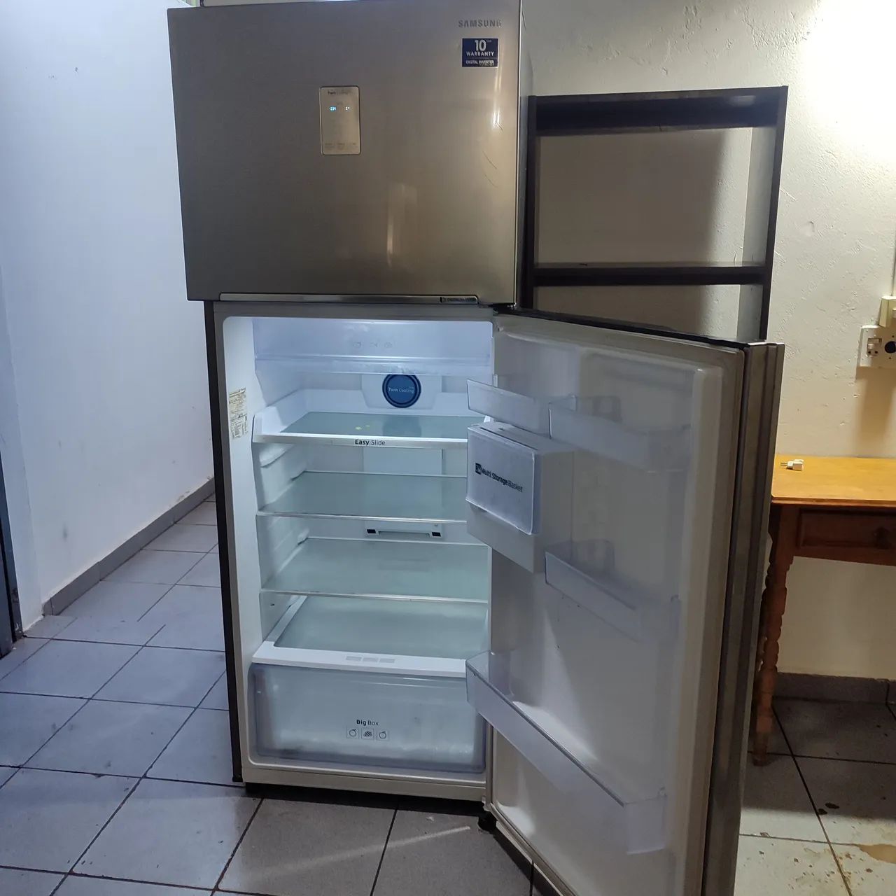 Geladeira Panasonic 