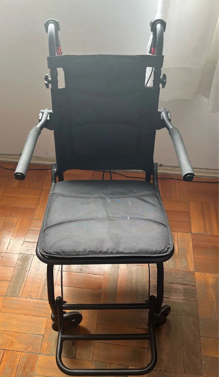 Cadeiras de Rodas - Foto 2