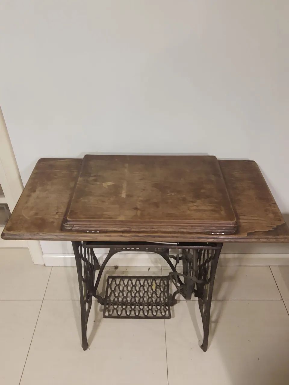 Vendo mesa singer