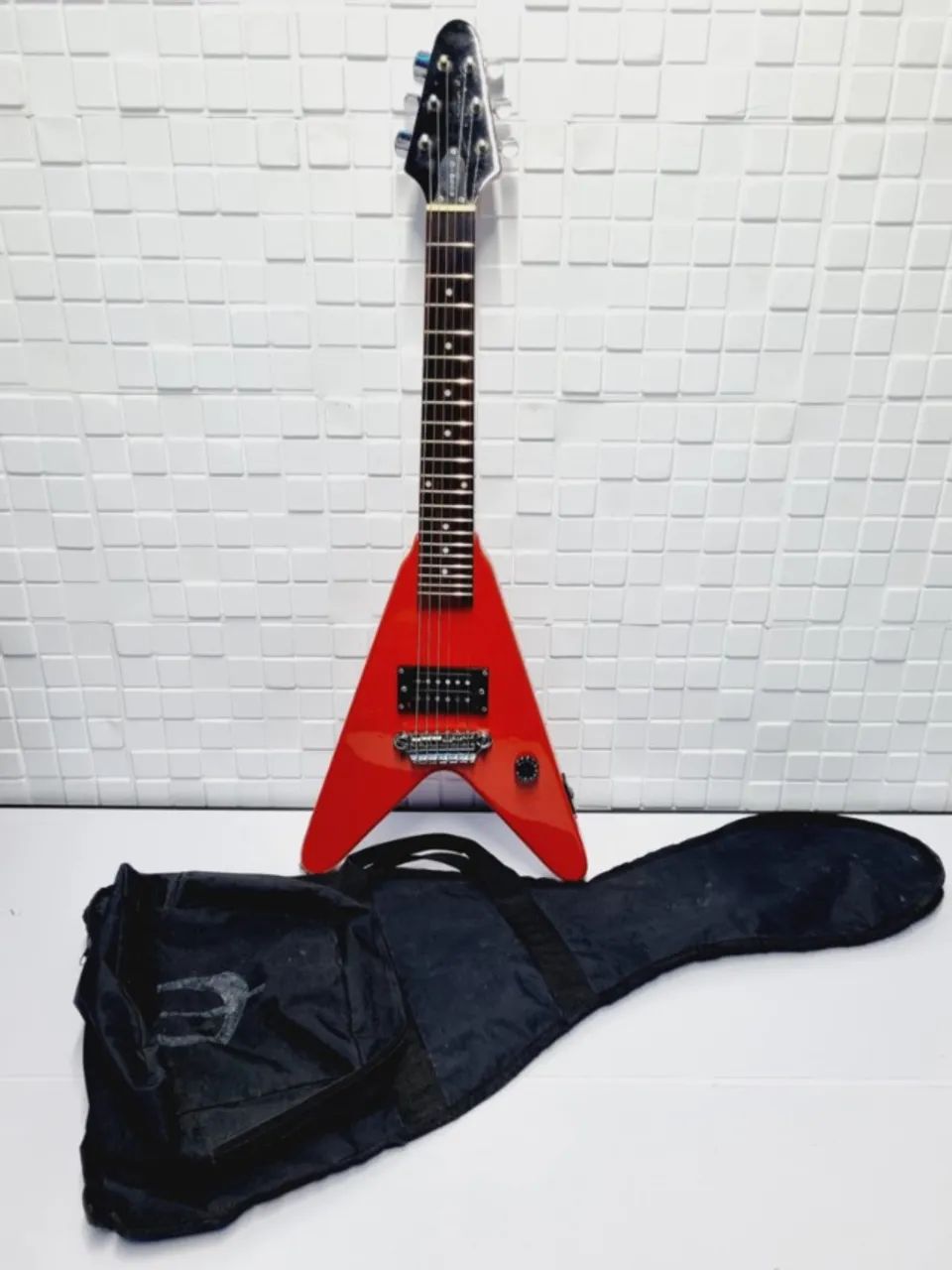 ギター Epiphone korina Flying V Limited edition GUITARRA EPIPHONE FLYING V KORINA LTD ED KORINA NA - NATURAL