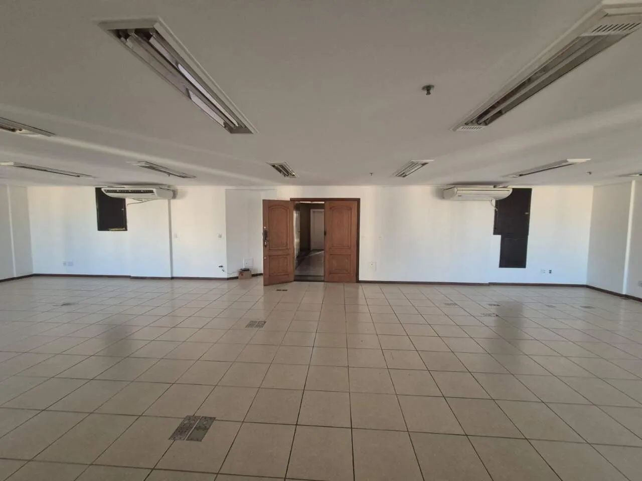 Sala para alugar no Barro Preto - Foto 2