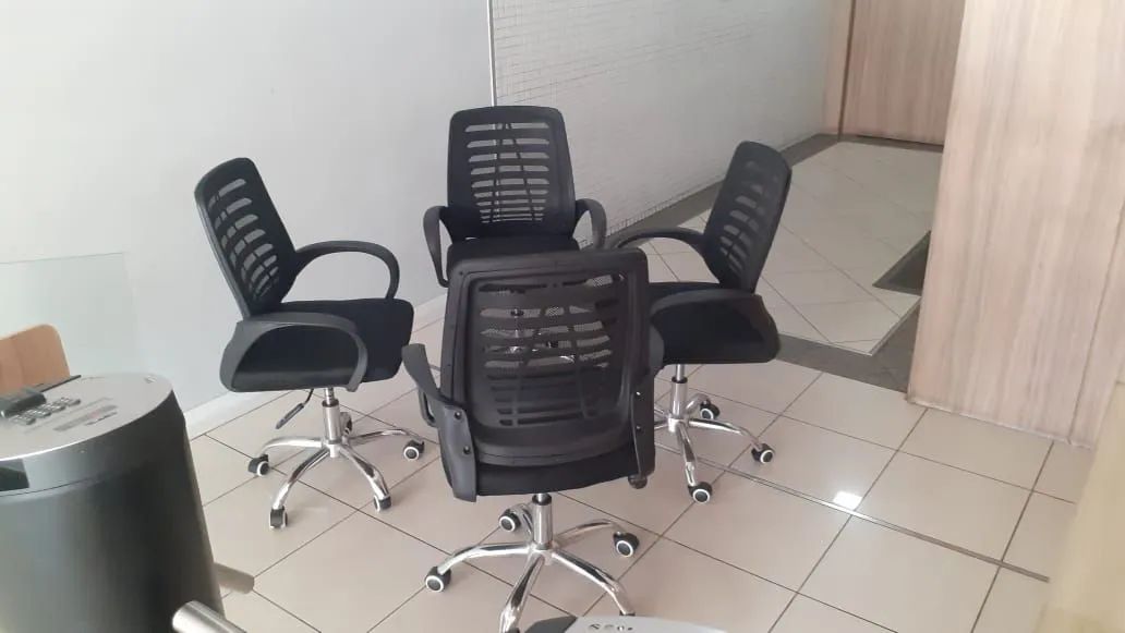 3 Cadeiras de Escritório  - Foto 4