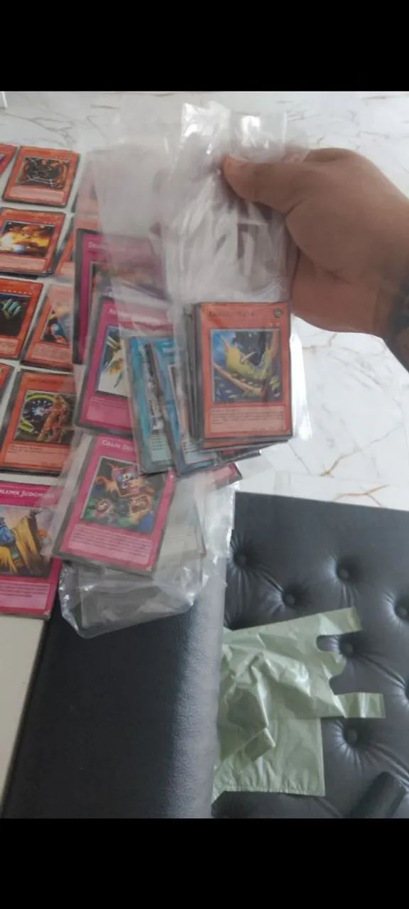 Vendo cartas YU-GI-OH 