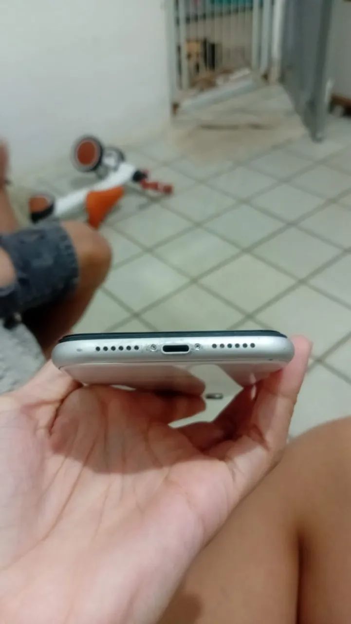 Vendo iPhone XR  - Foto 3