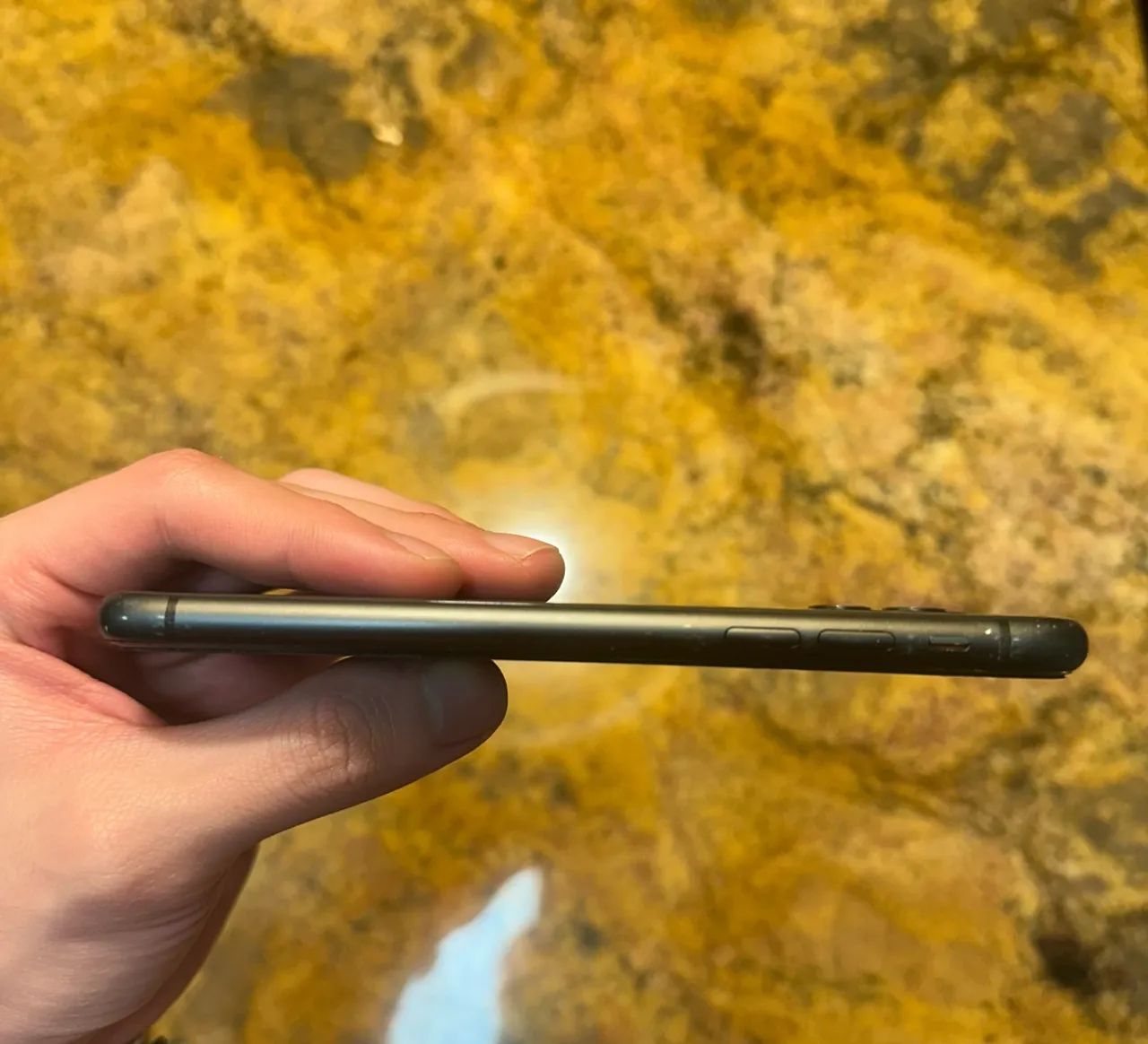 IPHONE 11 128gb - Foto 3