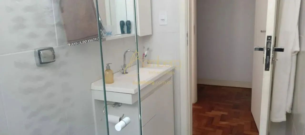 Casa térrea com ambientes amplos totalmente reformada. - Foto 5