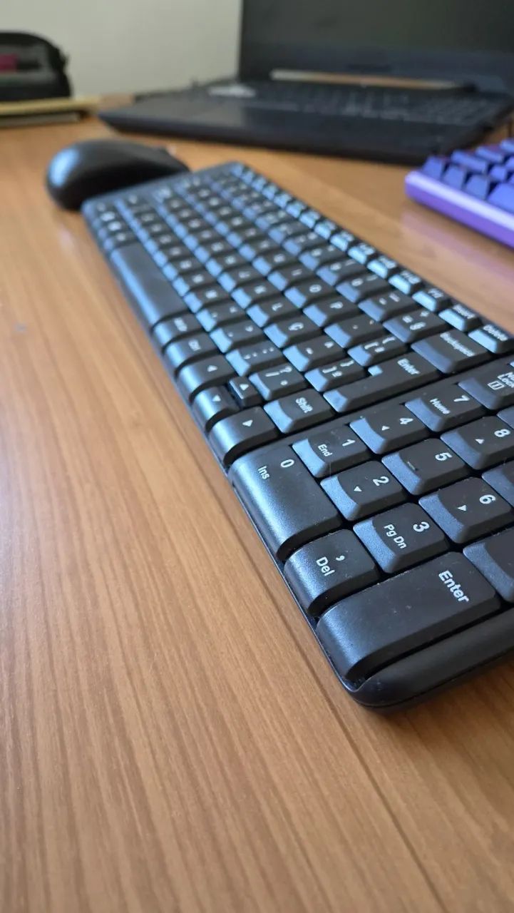  Kit Teclado E Mouse Logitech Sem Fio Mk220 - Foto 2