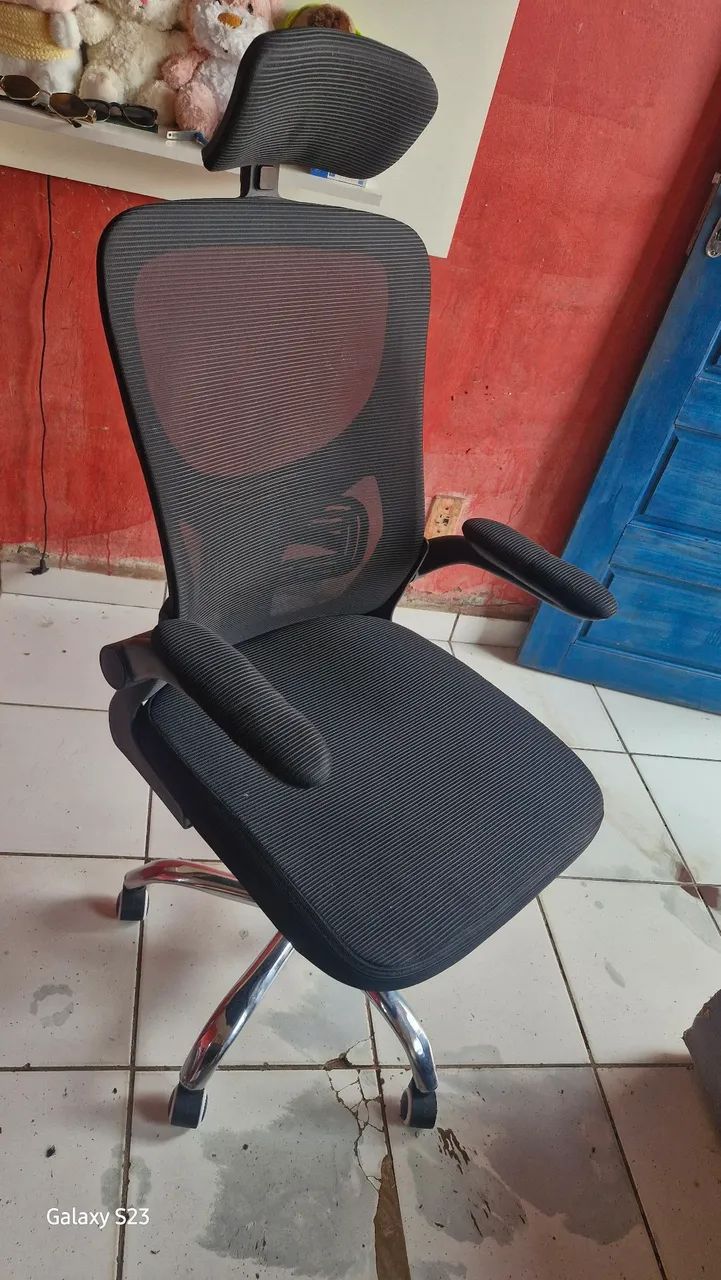 Cadeira ergonômica no precinho  - Foto 2