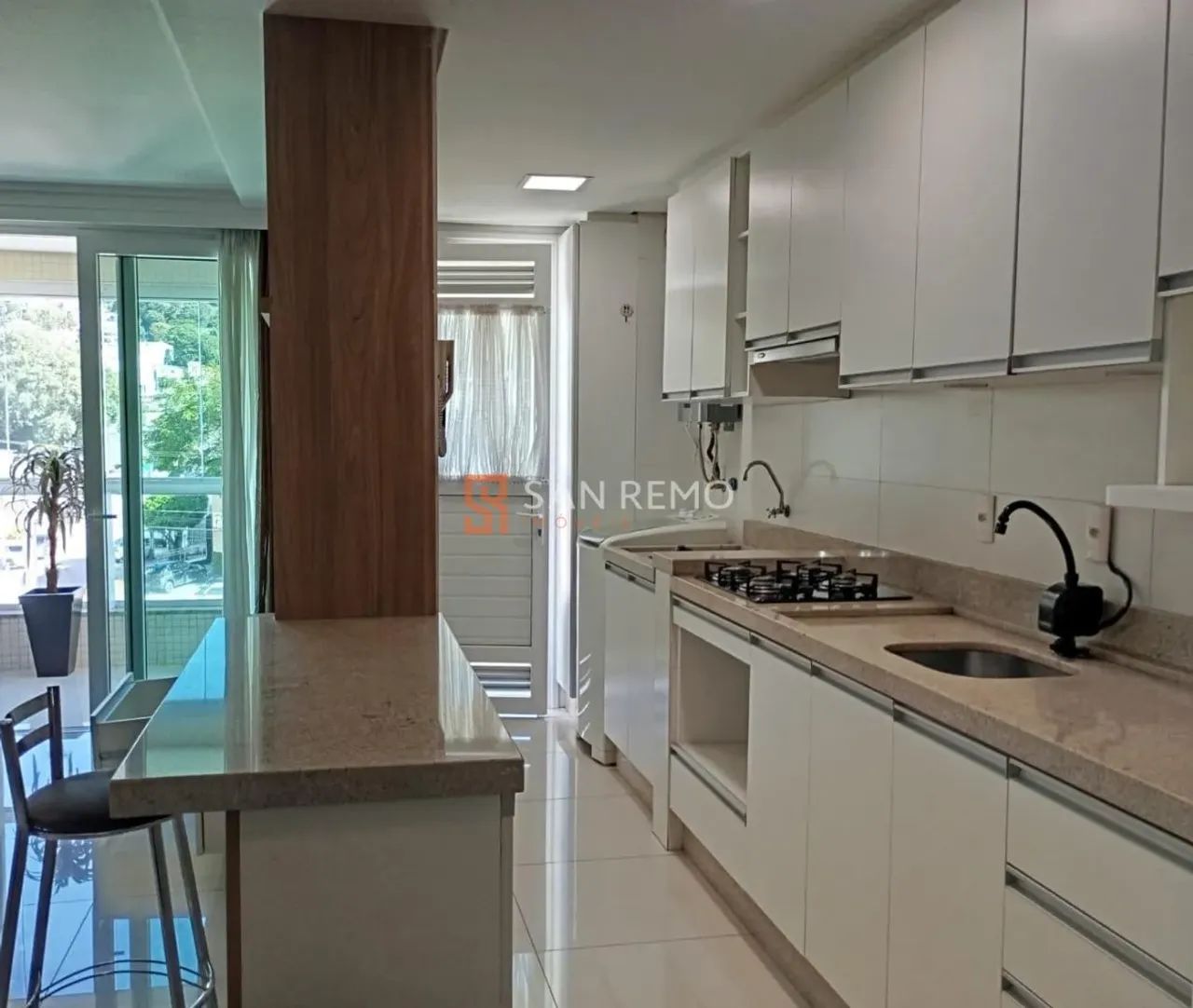Trindade | Apartamento 2 quartos, sendo 1 suite