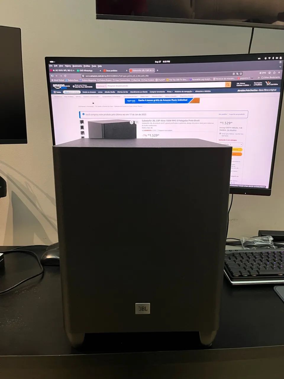 Subwoofer JBL Ci8P Ativo 100W RMS 8 Polegadas Preto Bivolt