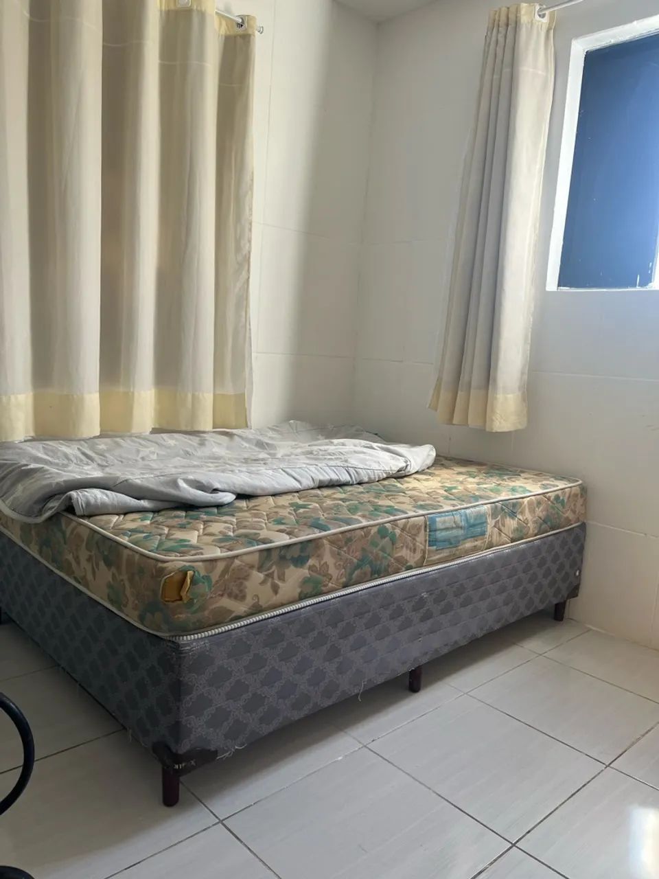 Cama de casal com colchão à venda - Foto 2