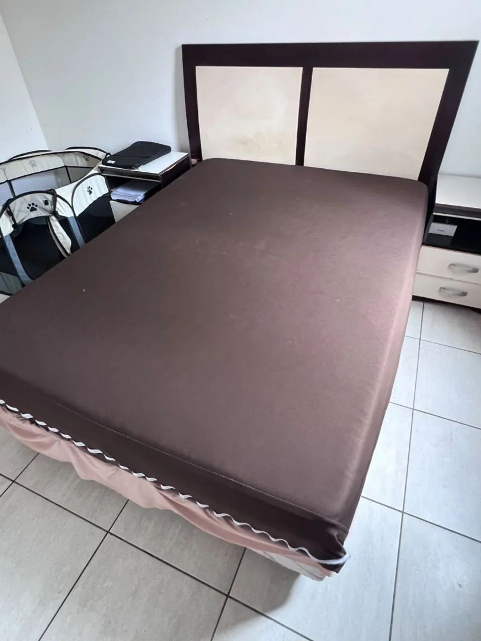 Cama com colchão+ 02 criados mudos - Foto 4