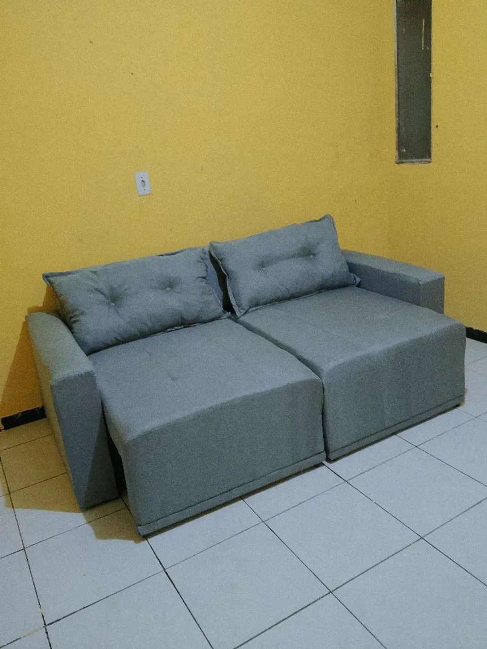Sofá retrátil 